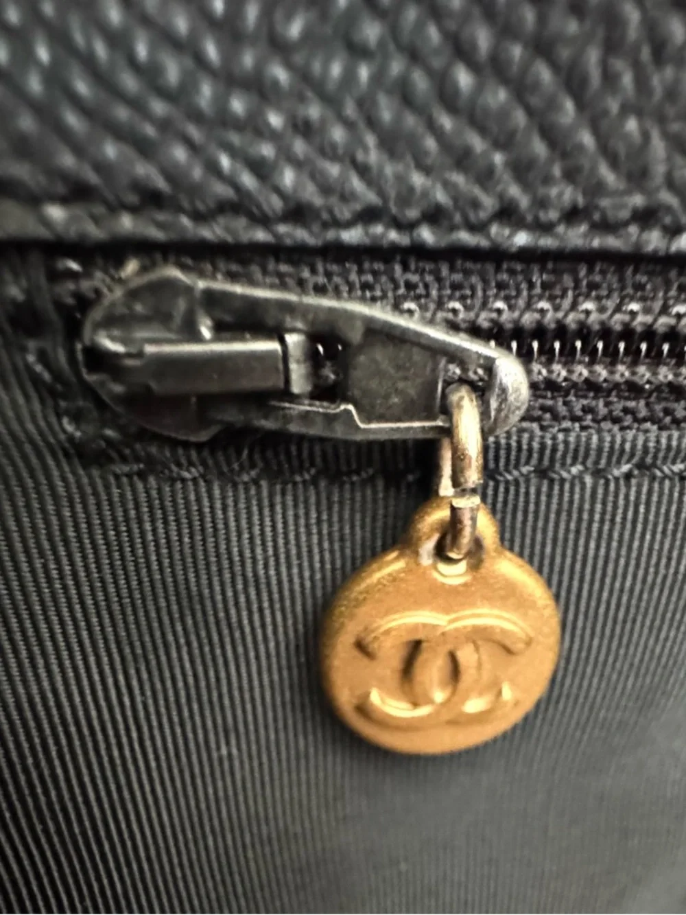 CHANEL Vintage Black Textured Saffiano-style Leather Tote Shopper Bag Italy - Picture 9 of 16